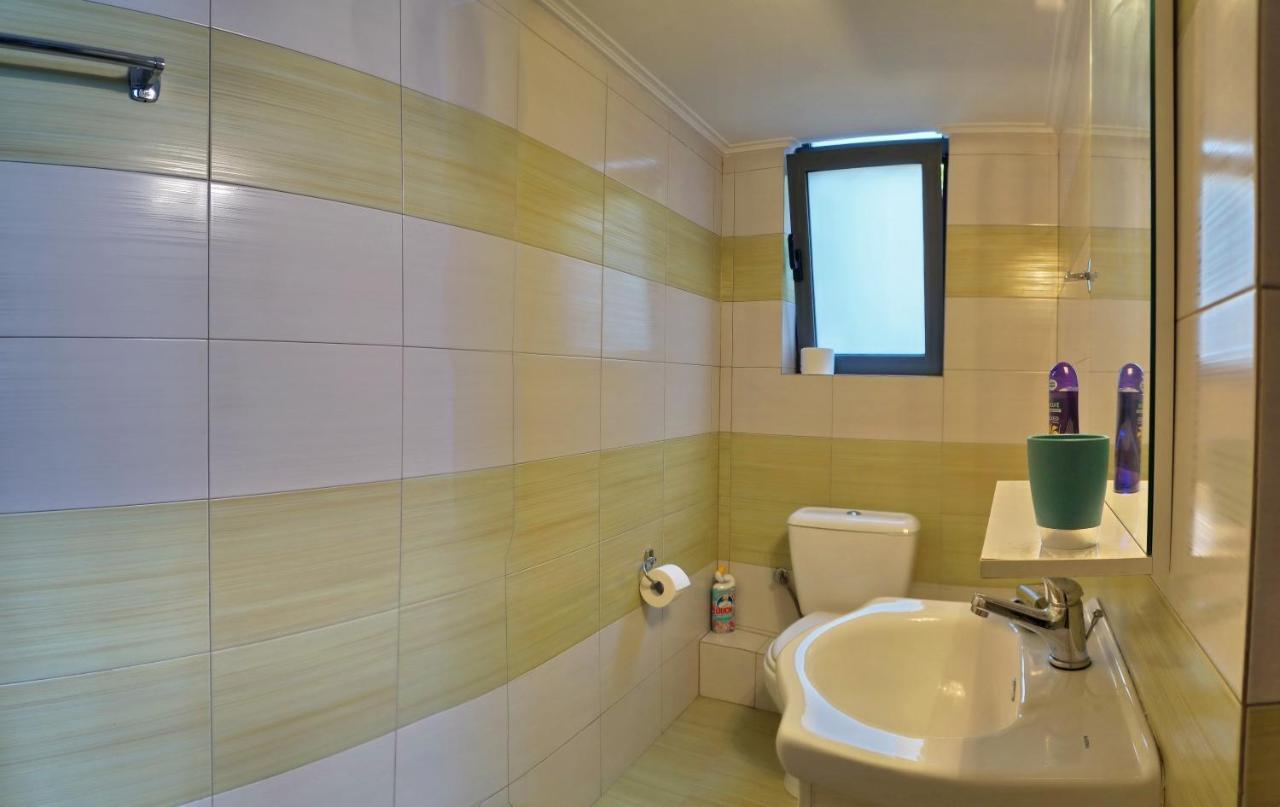 Aroma Rent House 2 Apartment Mytilene ภายนอก รูปภาพ